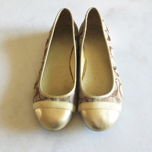 New! Coach Cecile signature ballet flat shoe NWOT - Picture 3 of 10